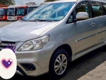 Toyota Innova 2016 - Bán ô tô Toyota Innova sản xuất năm 2016, màu bạc