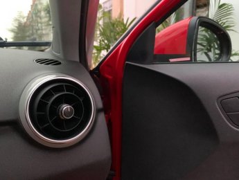 Audi A1 2011 - Bán xe Audi A1 sản xuất 2011, màu đỏ, xe nhập