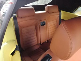 Volkswagen Beetle 2003 - Cần bán Volkswagen Beetle 2003, màu vàng, nhập khẩu còn mới