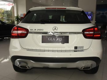 Mercedes-Benz GLA-Class  GLA 200 2017 - Bán ô tô Mercedes GLA 200 sản xuất năm 2017, màu trắng, nhập khẩu nguyên chiếc