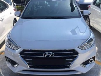 Hyundai Accent 2018 - Cần bán gấp Hyundai Accent sản xuất năm 2018, màu trắng, nhập khẩu, 498 triệu