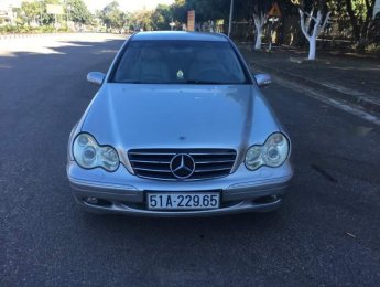 Mercedes-Benz C class 2004 - Bán ô tô Mercedes đời 2004, màu bạc, nhập khẩu nguyên chiếc