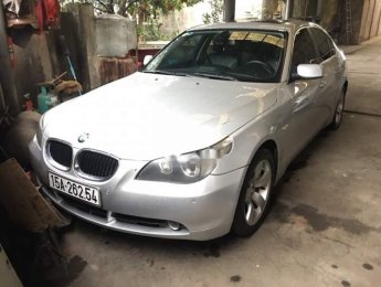 BMW 5 Series 530i 2004 - Bán xe BMW 5 Series 530i năm sản xuất 2004, màu bạc, xe nhập, 400tr