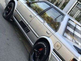 Nissan Maxima   1988 - Cần bán Nissan Maxima đời 1988, màu bạc, xe nhập Nhật