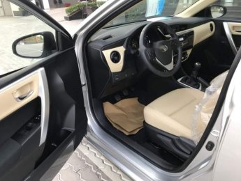 Toyota Corolla altis 2019 - Bán Toyota Corolla Altis đời 2019, màu bạc