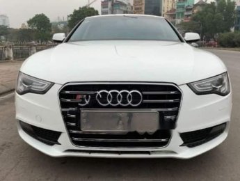 Audi A5 2012 - Bán Audi A5 2012, màu trắng như mới