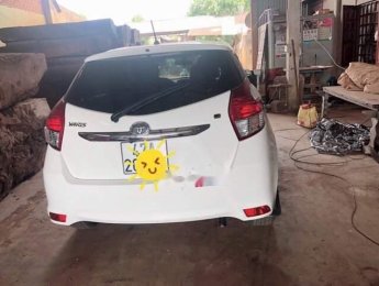 Toyota Yaris   2017 - Cần bán xe Toyota Yaris sản xuất 2017, màu trắng mới chạy 2.000km