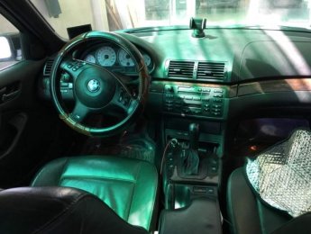 BMW 3 Series  325i 2004 - Cần bán xe BMW 3 Series 325i sản xuất năm 2004, màu đỏ, nhập khẩu chính chủ