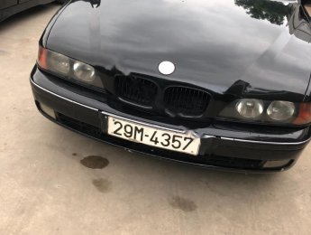 BMW 5 Series 528 2000 - Bán xe BMW 528 năm 2000, màu đen số sàn
