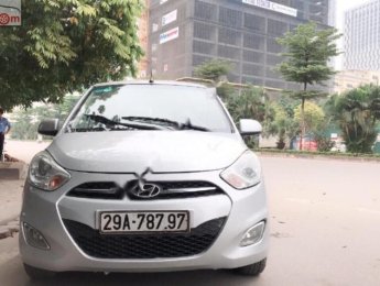 Hyundai i10 2013 - Bán Hyundai i10 năm sản xuất 2013, màu bạc, nhập khẩu nguyên chiếc