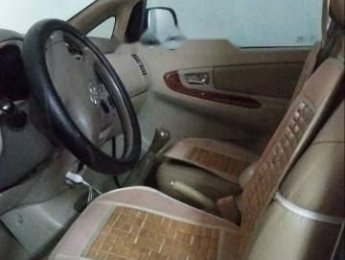 Toyota Innova 2008 - Cần bán Toyota Innova đời 2008, màu bạc, giá 390tr