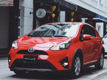 Toyota Prius C Four 2018 - Bán Toyota Prius C Four đời 2018, màu đỏ, xe nhập