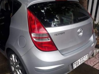 Hyundai i30 CW 1.6AT 2008 - Cần bán Hyundai i30 CW 1.6AT sản xuất 2008, màu bạc, nhập khẩu  