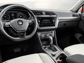 Volkswagen Tiguan 2018 - Cần bán Tiguan Allspace xám 2019 phiên bản đặc biệt với ưu đãi khủng
