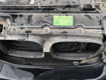 BMW 5 Series  528 2000 - Bán xe BMW 5 Series 528 đời 2000, màu đen số sàn 