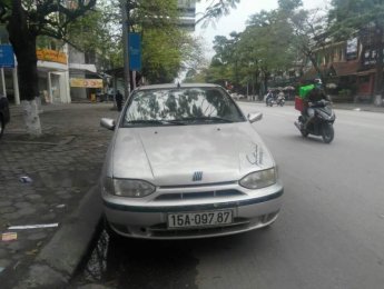 Fiat Siena HLX 2002 - Bán Fiat Siena HLX năm sản xuất 2002, màu bạc, nhập khẩu