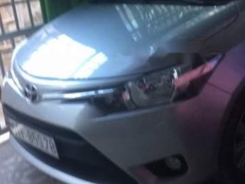 Toyota Vios 2017 - Bán Toyota Vios đời 2017, màu bạc, máy móc êm ru