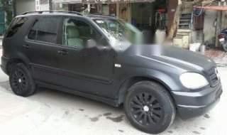 Mercedes-Benz ML Class 320 2002 - Bán Mercedes ML320 đời 2002, màu đen, nhập khẩu 