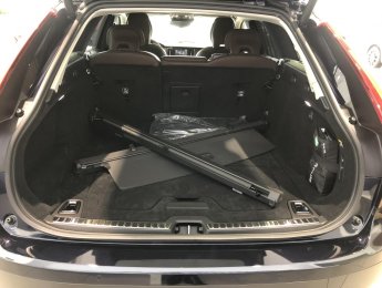 Volvo V90 T6 Cross Country 2019 - Bán Volvo V90 T6 Cross Country, màu đen, nhập khẩu mới