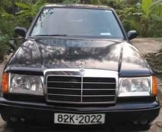 Mercedes-Benz E class  300 1996 - Bán ô tô Mercedes E300 1996, màu đen, xe nhập chính chủ