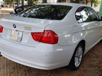 BMW 3 Series 325i 2011 - Bán BMW 325i 2011, màu trắng, nhập khẩu, 585 triệu