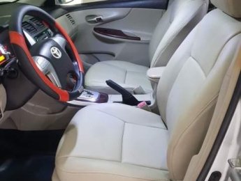 Toyota Corolla altis 2011 - Cần bán lại xe Toyota Corolla Altis đời 2011, màu bạc