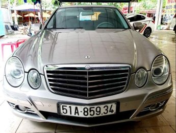 Mercedes-Benz E class E200 2008 - Cần bán Mercedes E200 sản xuất năm 2008, xe gia đình