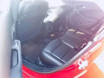 Mercedes-Benz CLA class  CLA 200 2017 - Chính chủ bán Mercedes CLA 200 sản xuất 2017, màu đỏ, xe nhập