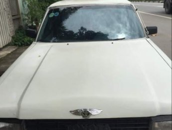 Toyota Crown 1982 - Cần bán xe Toyota Crown đời 1982, màu trắng, nhập khẩu nguyên chiếc, xe gia đình, giá 29.5tr