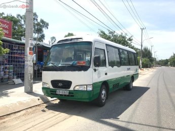Hyundai County     2004 - Cần bán gấp Hyundai County sản xuất năm 2004, hai màu 