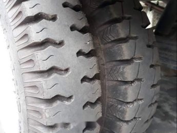 Kia K2700   2004 - Bán Kia K2700 2004, xe đẹp long lanh, thay 6 quả lốp, 2 quả trước không xăm