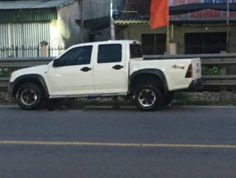 Isuzu Dmax 2010 - Bán Isuzu Dmax sản xuất 2010, màu trắng, nhập khẩu  