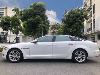 Jaguar XJL  3.0 2014 - Bán xe Jaguar XJL 3.0 Superchage model 2014. Xe đi cực ít, 27000km, pháp lý chuẩn chỉ