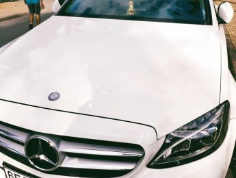 Mercedes-Benz C class C200 2016 - Bán xe Mercedes C200 sản xuất 2016, màu trắng, xe nhập