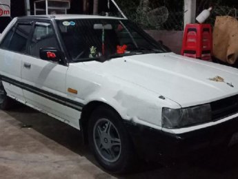 Nissan Skyline 2.0 MT   1990 - Cần bán gấp xe cũ Nissan Skyline 2.0 MT năm 1990, màu trắng, xe nhập   