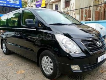 Hyundai Grand Starex 2016 - Chính chủ cần bán xe Hyundai Grand Starex sản xuất 2016, màu đen, xe nhập