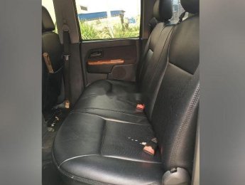 Isuzu Dmax 2008 - Cần bán gấp Isuzu Dmax sản xuất năm 2008, màu bạc số sàn