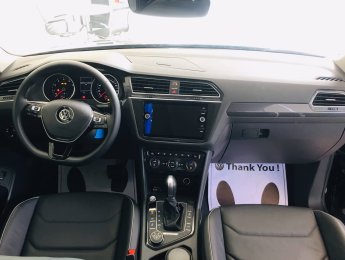 Volkswagen Tiguan   Allspace 2019 - Bán Volkswagen Tiguan Allspace năm 2019, màu đen, nhập khẩu nguyên chiếc