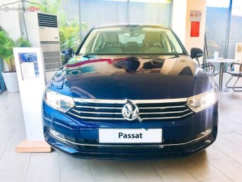 Volkswagen Passat 1.8 TSI 2018 - Bán Volkswagen Passat 1.8 TSI đời 2018, màu xanh lam, xe nhập