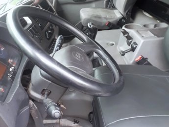 Xe tải Trên 10 tấn 2015 - Bán xe đầu kéo UD Nissan đời 2015, máy 370 ps, lắp ráp Thái Lan