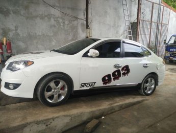 Hyundai Avante 2011 - Bán Hyundai Avante AT sản xuất năm 2011 giá tốt