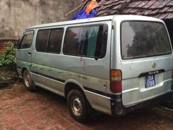 Toyota Hiace 1995 - Bán Toyota Hiace sản xuất năm 1995, màu xanh