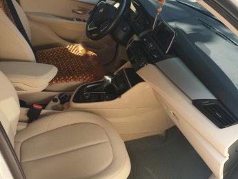 BMW 2 Series 218i Active Tourer 2015 - Bán BMW 2 Series 218i Active Tourer 2015, màu trắng, xe nhập như mới