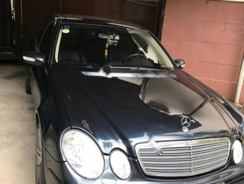 Mercedes-Benz E class  E240 2004 - Bán xe Mercedes E240 đời 2004, màu đen, nhập khẩu chính chủ, 245tr