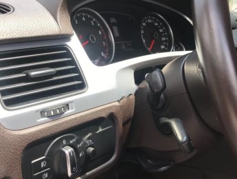 Volkswagen Touareg   2014 - Cần bán lại xe Volkswagen Touareg đời 2014, màu trắng, nhập khẩu chính hãng