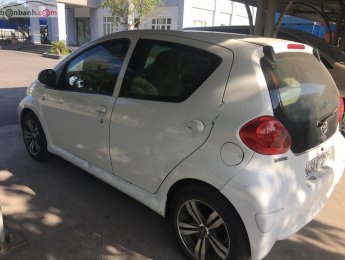 Toyota Aygo 2006 - Cần bán gấp Toyota Aygo đời 2006, màu trắng, nhập khẩu