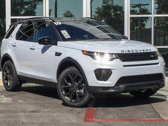 LandRover Discovery SE 2019 - Bán LandRover Discovery SE năm sản xuất 2019, màu trắng, nhập khẩu nguyên chiếc