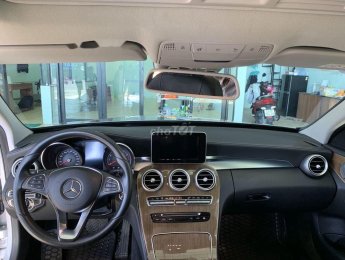 Mercedes-Benz C class   2016 - Bán xe Mercedes C250 đời 2016, đã đi hơn 2 vạn