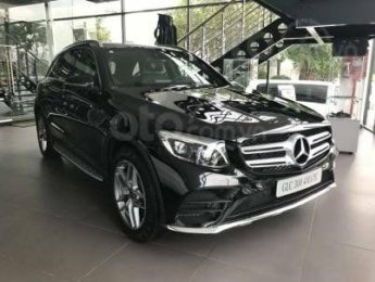 Mercedes-Benz GLC-Class GLC 300 AMG  2019 - Giao xe miễn phí tận nhà - Khi mua Mercedes GLC 300 AMG sản xuất 2019, màu đen, xe nhập