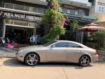 Mercedes-Benz CLS class 500 2008 - Cần bán gấp Mercedes sản xuất 2008, nhập khẩu nguyên chiếc